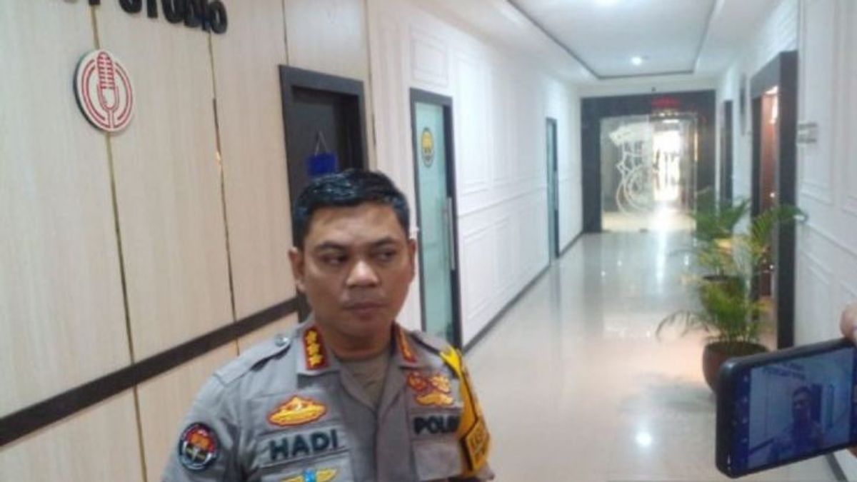 La police de Sumatra du Nord arrête un coursier de 13 kilogrammes de méthamphétamine