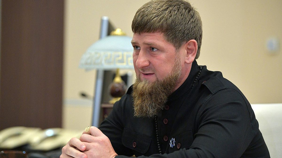 国家の敵 を殺さなかった チェチェンの指導者ラムザン カディロフを巡るロシア