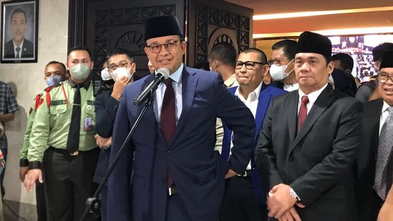 他的个人数据回应由黑客Bjorka传播，Anies：他的NIK是错误的，他的手机号码也是错误的