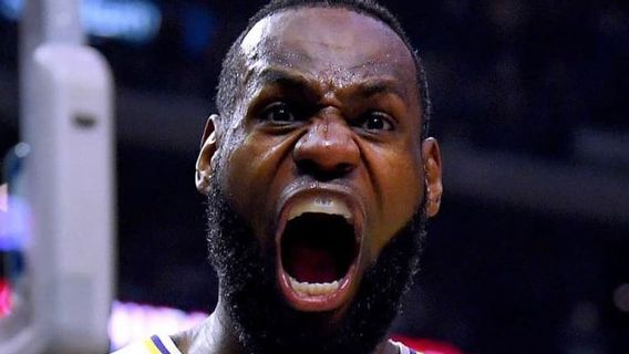 Miliki Saham Minoritas Liverpool, LeBron James Rayakan Gelar Liga Premier <i>The Reds</i>