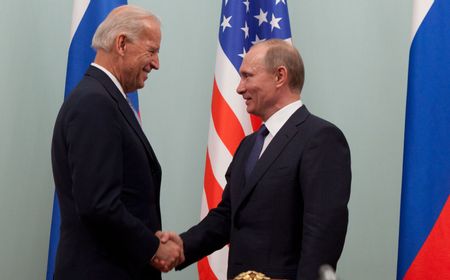 Ucapan Selamat Putin untuk Biden yang Ternyata Sangat Kompleks secara Politis