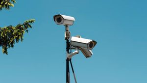 Pemuda Biadab di Bali Terekam CCTV Coba Perkosa Pegawai Minimarket Siang Hari
