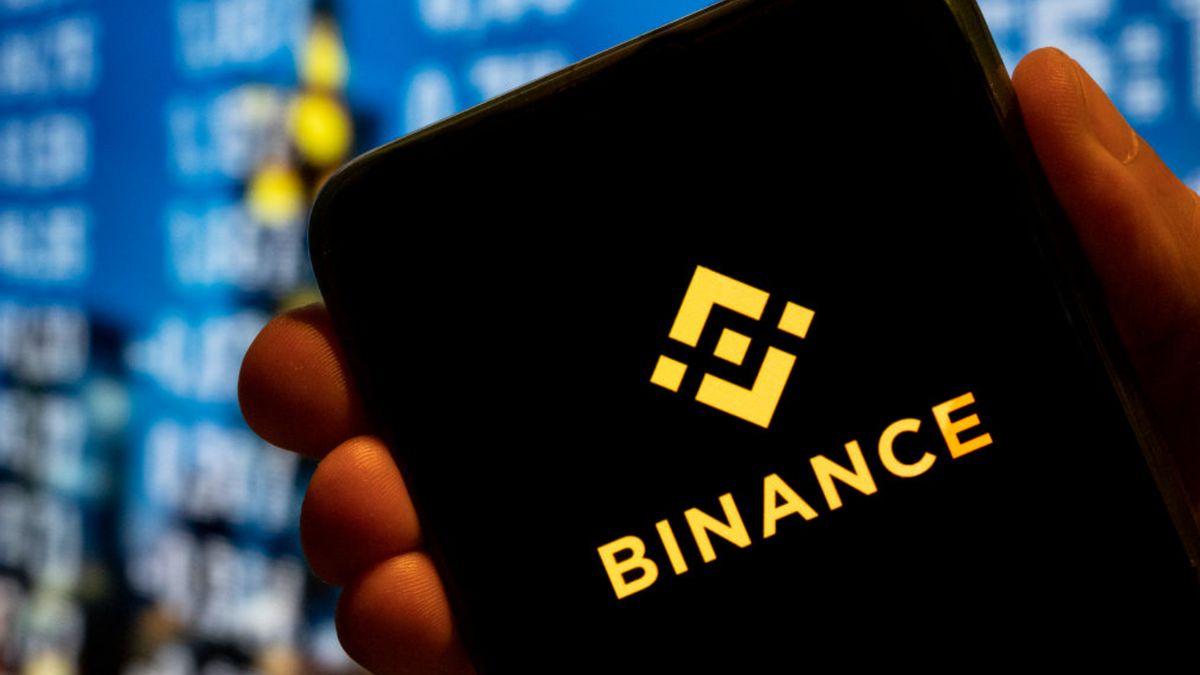 Bantah Tuduhan Biaya Listing Tinggi, Binance Perang Argumen dengan Coinbase