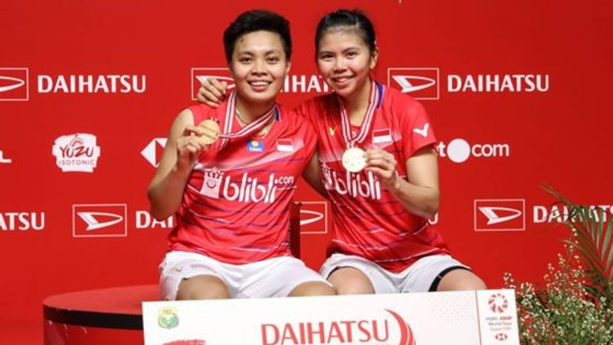 2020年印尼大师赛的回忆：印尼女子双打Greysia Polii和Apriyani Rahayu成为冠军