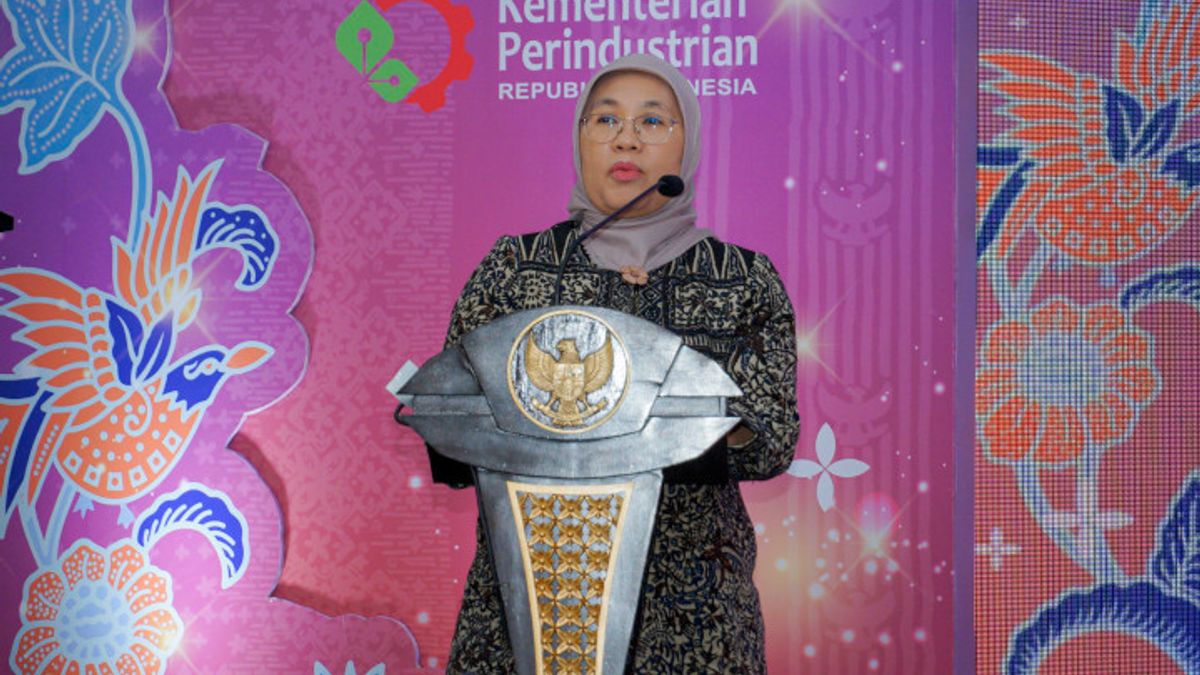 Lewat Pameran IBN 2024, Kemenperin Kenalkan 81 IKM Batik Cap untuk Seragam Haji 2025