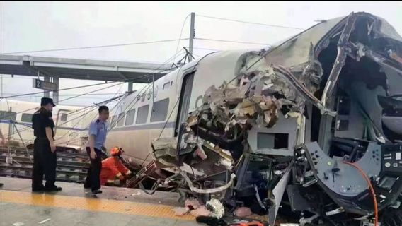 中国の高速鉄道事故:運転手が死亡、乗客8人が負傷