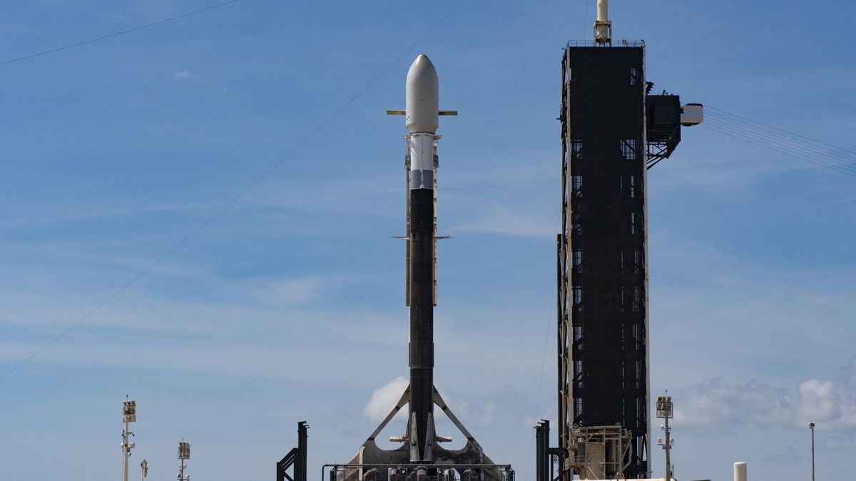 SpaceX Luncurkan Satelit Rahasia Galileo Milik Eropa