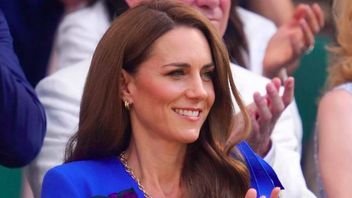 2025 Hair Trend, Kate Middleton's Smoked Suede Brunette Style That Successfully Steals Attention