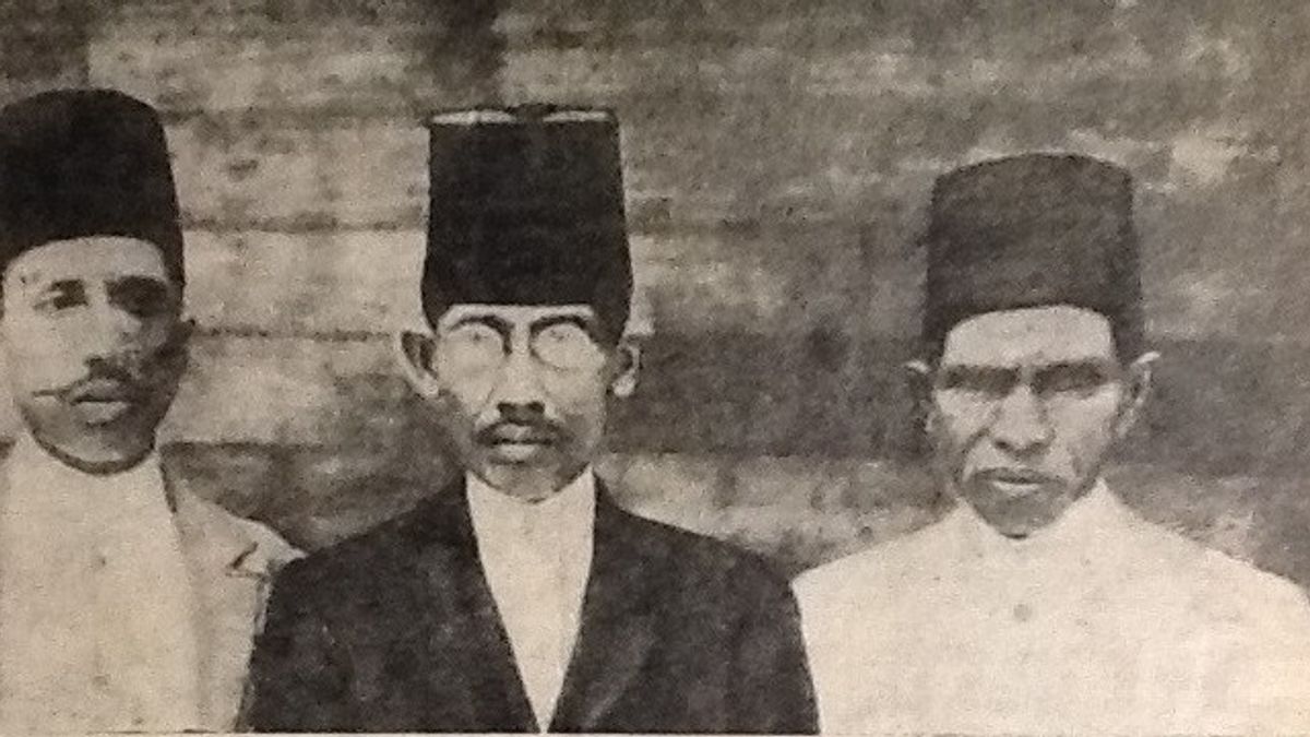 使徒朝被认为是一个危险的人物,并于1941年8月8日在今天的历史上被疏散到苏加武眉。