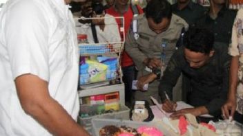 Aceh Sharia Police Supervise Rice Sellers, Karaoke, Billiard Games And Online Games During The Day
