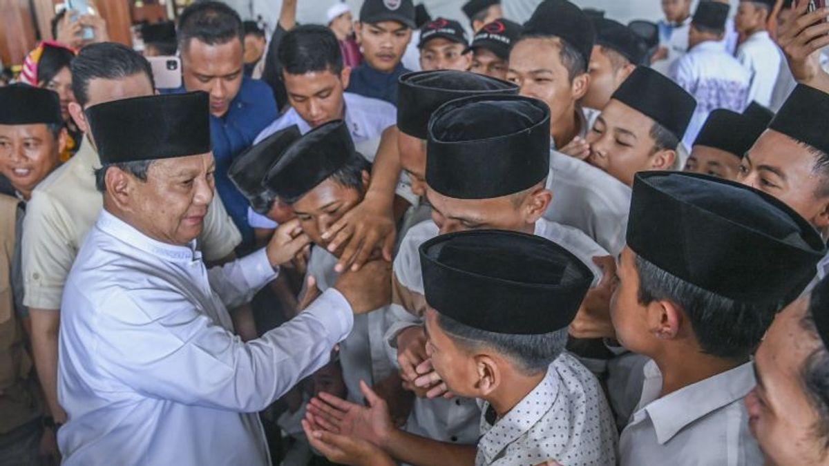 Prabowo 欣赏伊斯兰寄宿学校的教育纪律