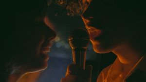 Pemprov DKI Bakal Larang Merokok di Ruang Karaoke Tempat Hiburan