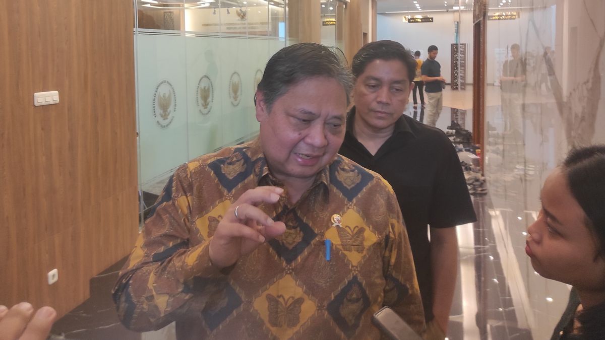 글로벌 불확실성의 영향으로 정부는 130.2 조 루피스까지 예산 재조정