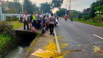 ロンボク島中部スマン1ジョンガット前で3人が連続事故で死亡