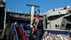 Trump Sempat Cekcok dengan Liga American Football Sebelum Dihujat Saat Nonton Pertandingan 
