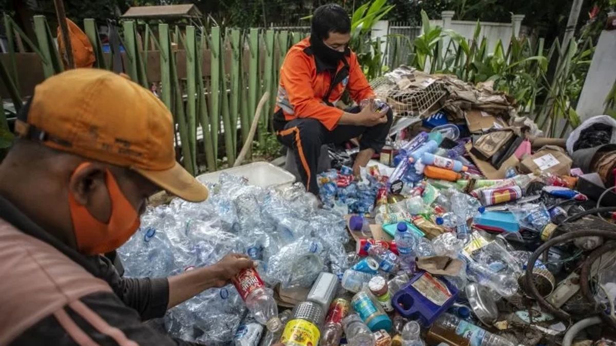 DLB Bantul Akuiは、ケルラハンで完成した廃棄物管理を達成するために作曲家をトンにする必要があります
