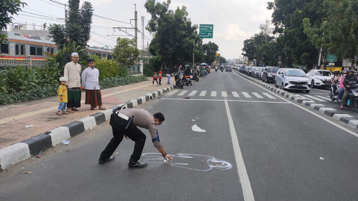 Cyclist Killed By Bus At Sunday Market, Transjakarta Says Driver Honked