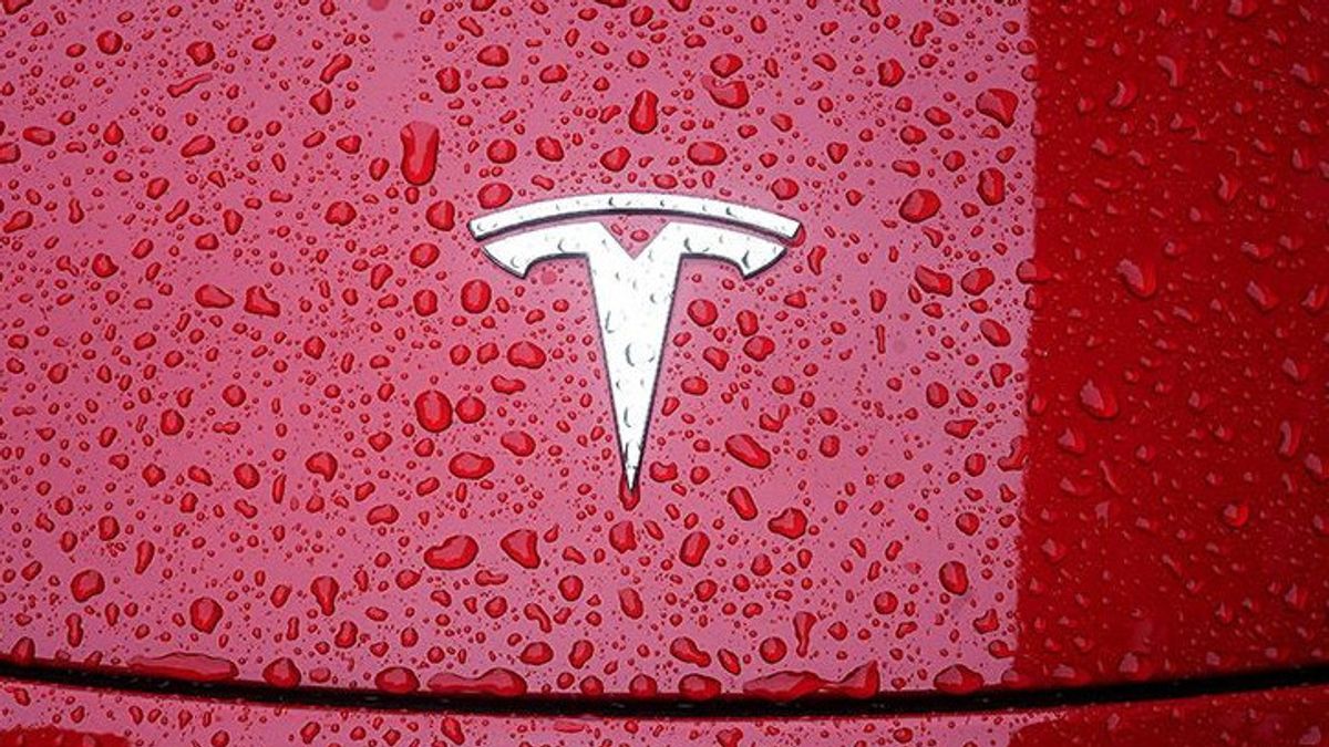 Tesla Increases Production To 2,600 Cars Per Day Starting Mid-May