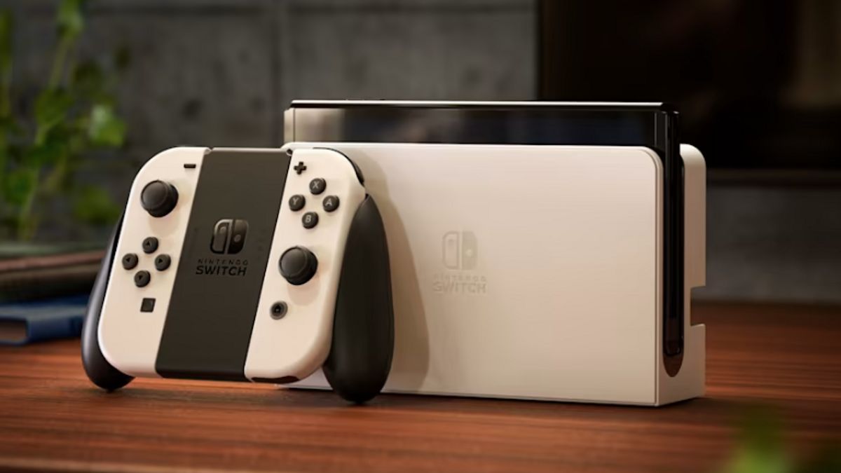 Nintendo Switch OLED Drops Price, Here's Why