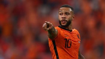 Alasan Barcelona Beli Memphis Depay