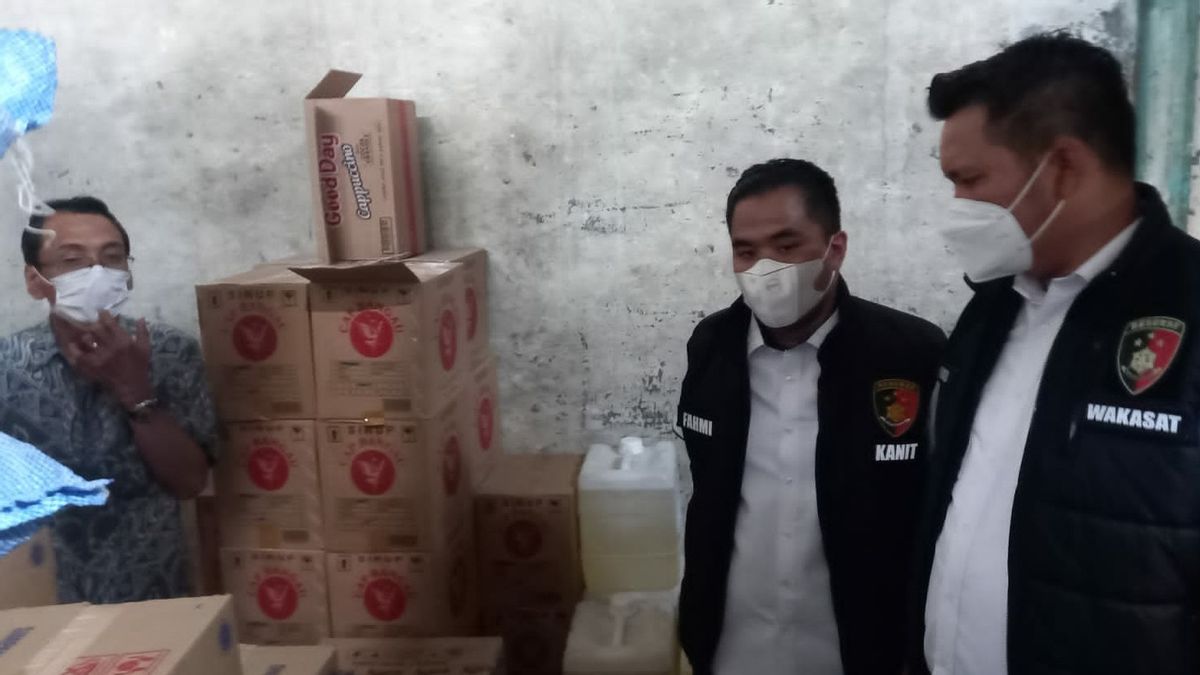 Minyak Goreng Langka, Polisi Sidak Sejumlah Pasar di Jakarta Barat