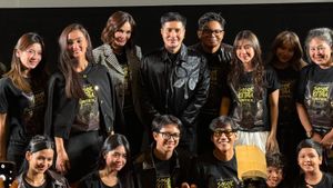 Atiqah Hasiholan Perdana Menari untuk film <i>Sosok Ketiga: Lintrik</i>