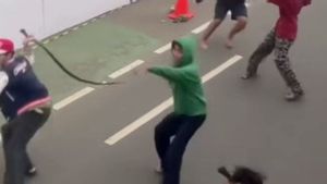 东雅加达市长甘榜梅拉尤兰的斗殴学生行动,要求父母为孩子提供积极的活动
