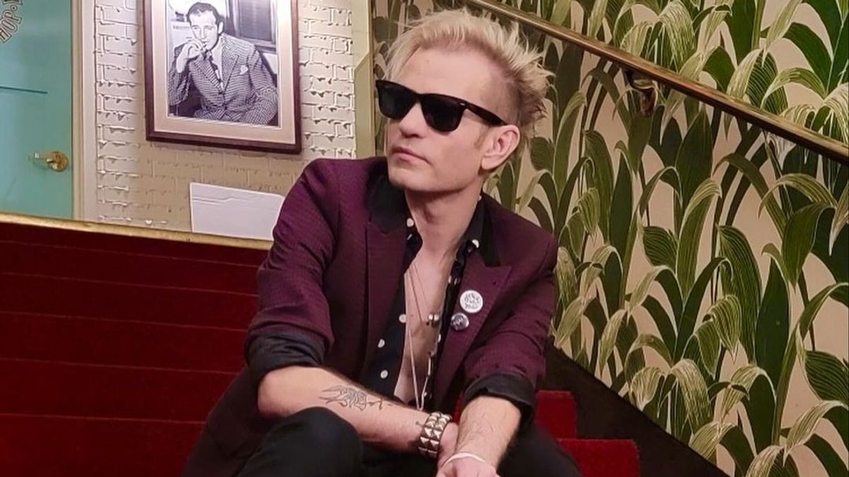 Deryck Whibyley Denies Rumors Of Joining Linkin Park Or Oasis