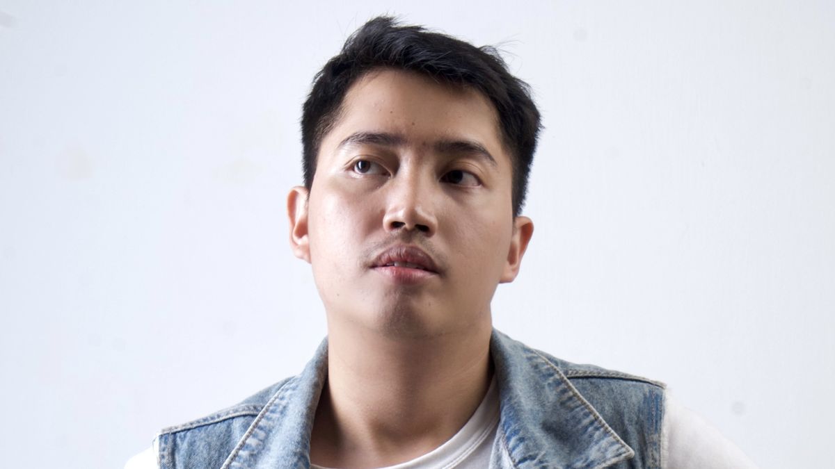 Puet, Single Baru Febinda Tito Yang Sedang Galau