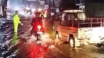 Hingga Jumat, Beberapa Ruas Jalan di Bekasi Masih Tergenang Banjir