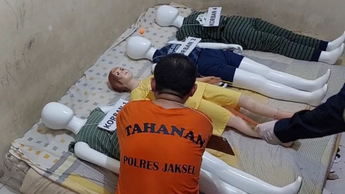 Le dossier du meurtre de 4 enfants commis par Panca Darmansyah a été rendu à la police de Jaksel