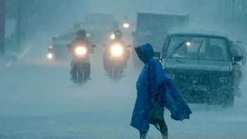 الطقس الأربعاء 10 يناير 2024: جاكرتا ستشهد أمطارا من بعد الظهر إلى المساء