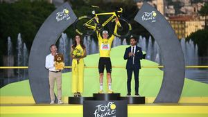 Juara Etape Terakhir, Tadej Pogacar Raih Gelar Tour de France 2024