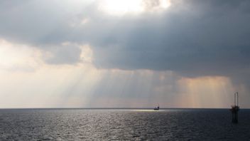 IRGC official insists Iran fully controls Strait of Hormuz