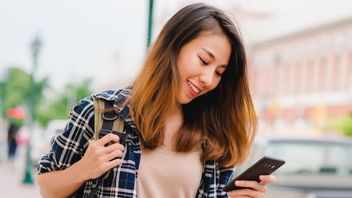 Laporan GrabAds: Masyarakat Indonesia Gunakan Beberapa Perangkat Digital Secara Bersamaan 