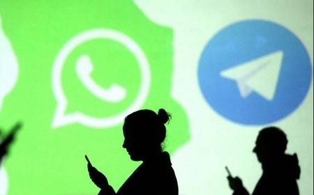 WhatsApp dan Telegram Saling Serang Meme di Twitter