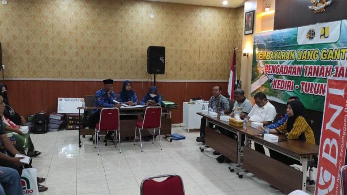 East Java Provincial Government Frees 42 Fields Of Land Affected By The Tulungagung Toll Project