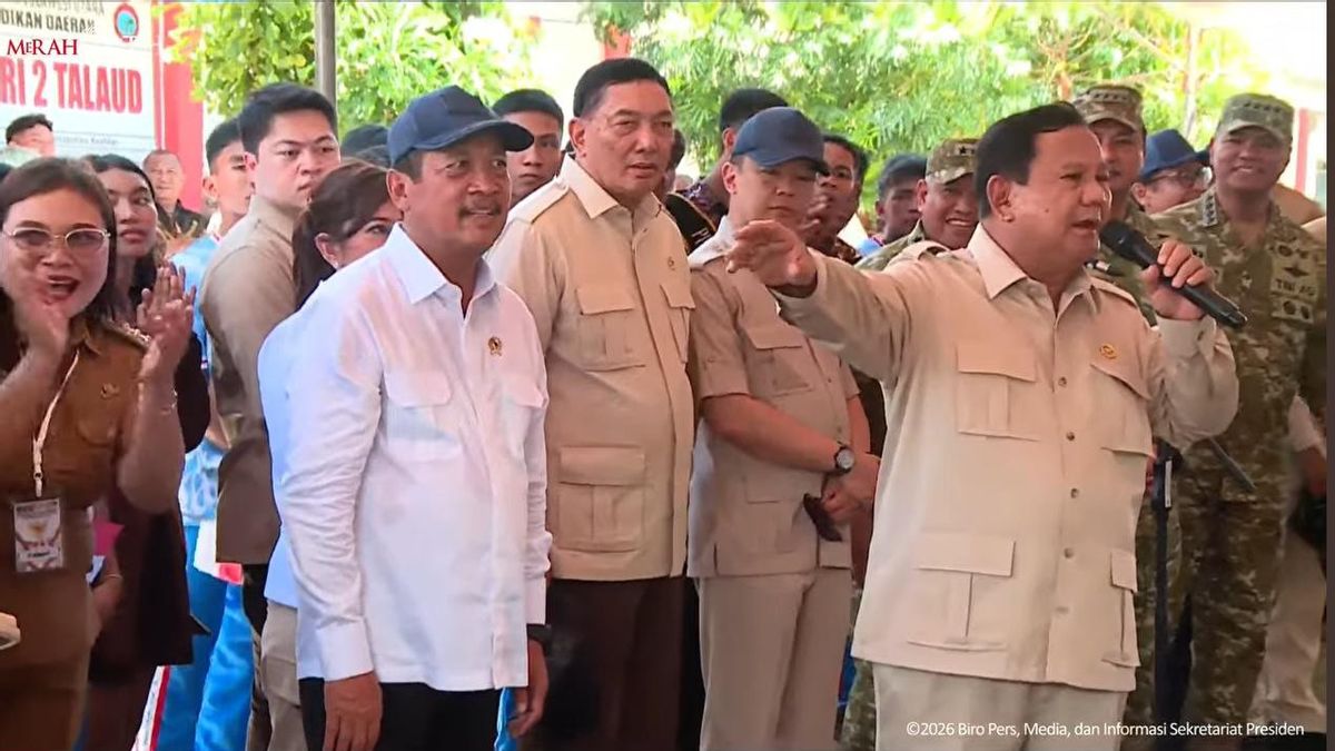 Prabowo Sings in Miangas, Bawakan Sio Mama to O Ina Ni Keke