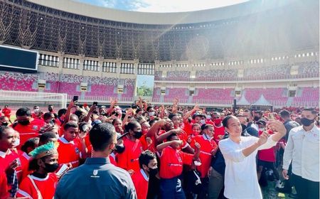 Papua Football Academy Diluncurkan Presiden Jokowi: Mencetak Talenta Sepak Bola Juga Perlu Kompetisi, Bukan Sekadar Akademi