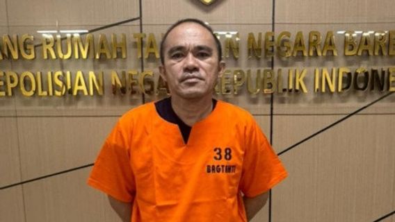 西クタイ警察の薬物犯罪局の元局長が、マネーロンダリングの疑いで逮捕された