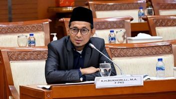 Profil Bukhori Yusuf Anggota DPR yang Dilaporkan Gara-Gara KDRT