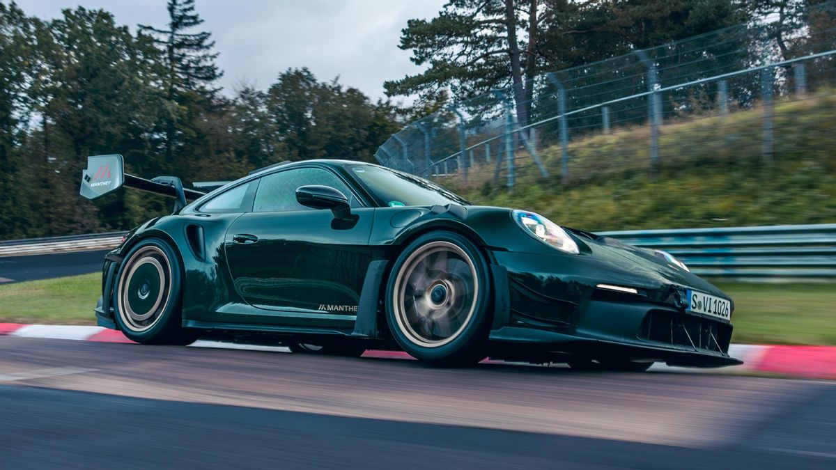 Capture d'écran sangar de la Porsche 992 GT3 RS avec un sac Manthey