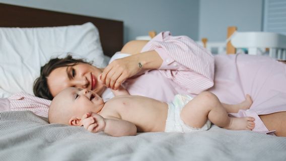 子供の鼓腸を克服するための4つのステップ