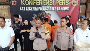 Polrestabes Bandung Tangkap Pasutri Penganiaya Anaknya Hingga Tewas