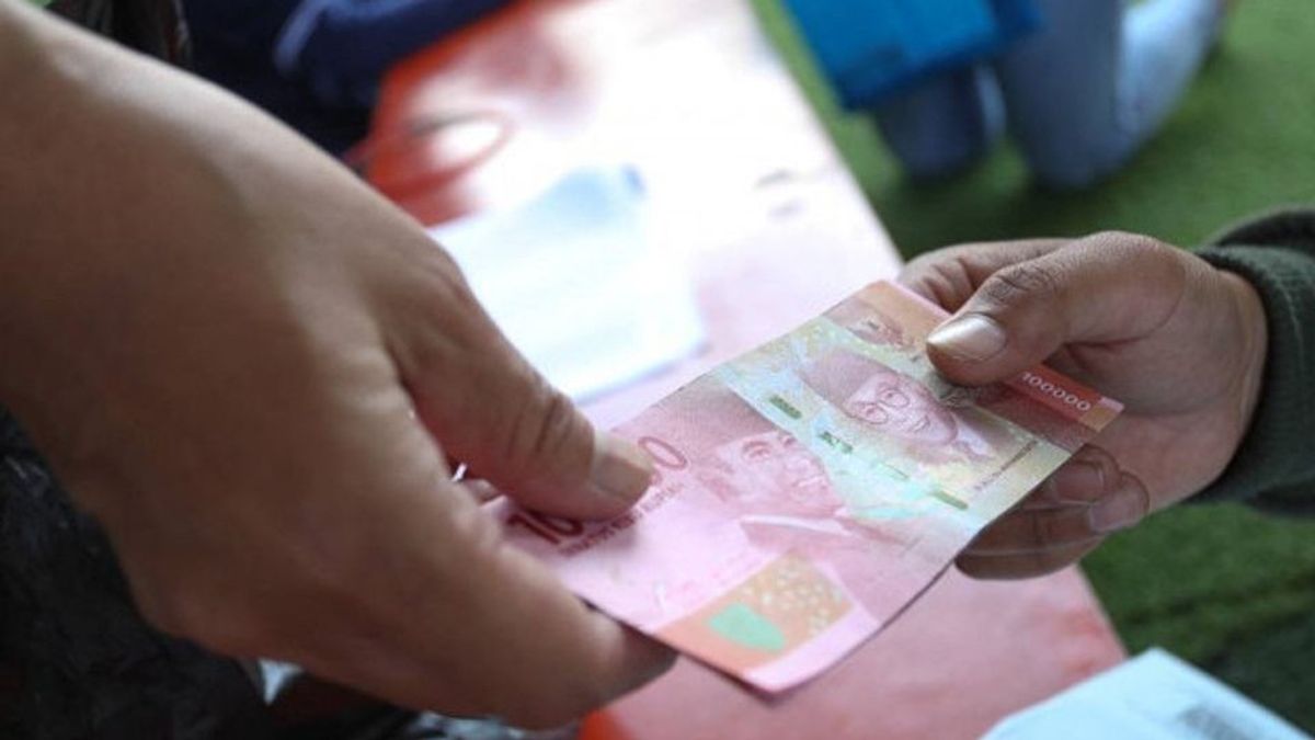 Rt Personnes à Sawah Besar Recueillir Rp10 Mille, Des Bénéficiaires De Bansos