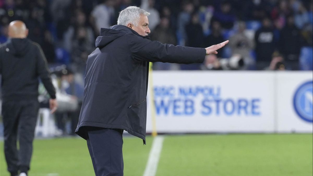 Napoli Vs AS Roma Draw 1-1, Jose Mourinho Is Upset And The Referee Accuses His Team Of Hurting His Team