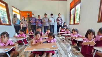 Bengkayang Regent, West Kalimantan Emphasizes The Importance Of Early Childhood Education At The Indonesia-Malaysia Border