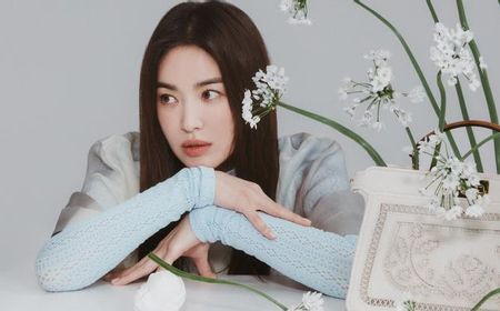 Rumah Mode FENDI Tunjuk Aktris Lawas Song Hye Kyo Jadi Brand Ambassador