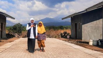 The Governor Of East Java Hands Over The Key To Permanent Residentials To Flood-affected Residents On The Slope Of Mount Ijen