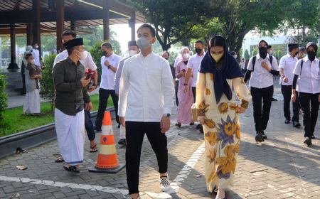 Momen Perdana Gibran dan Selvi Ananda Lebaran di Balai Kota Solo